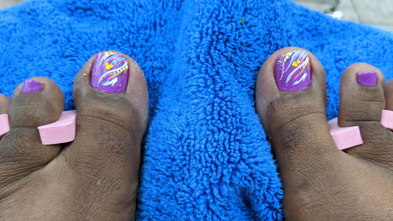 Royalty Nails & Spa nail photo 1