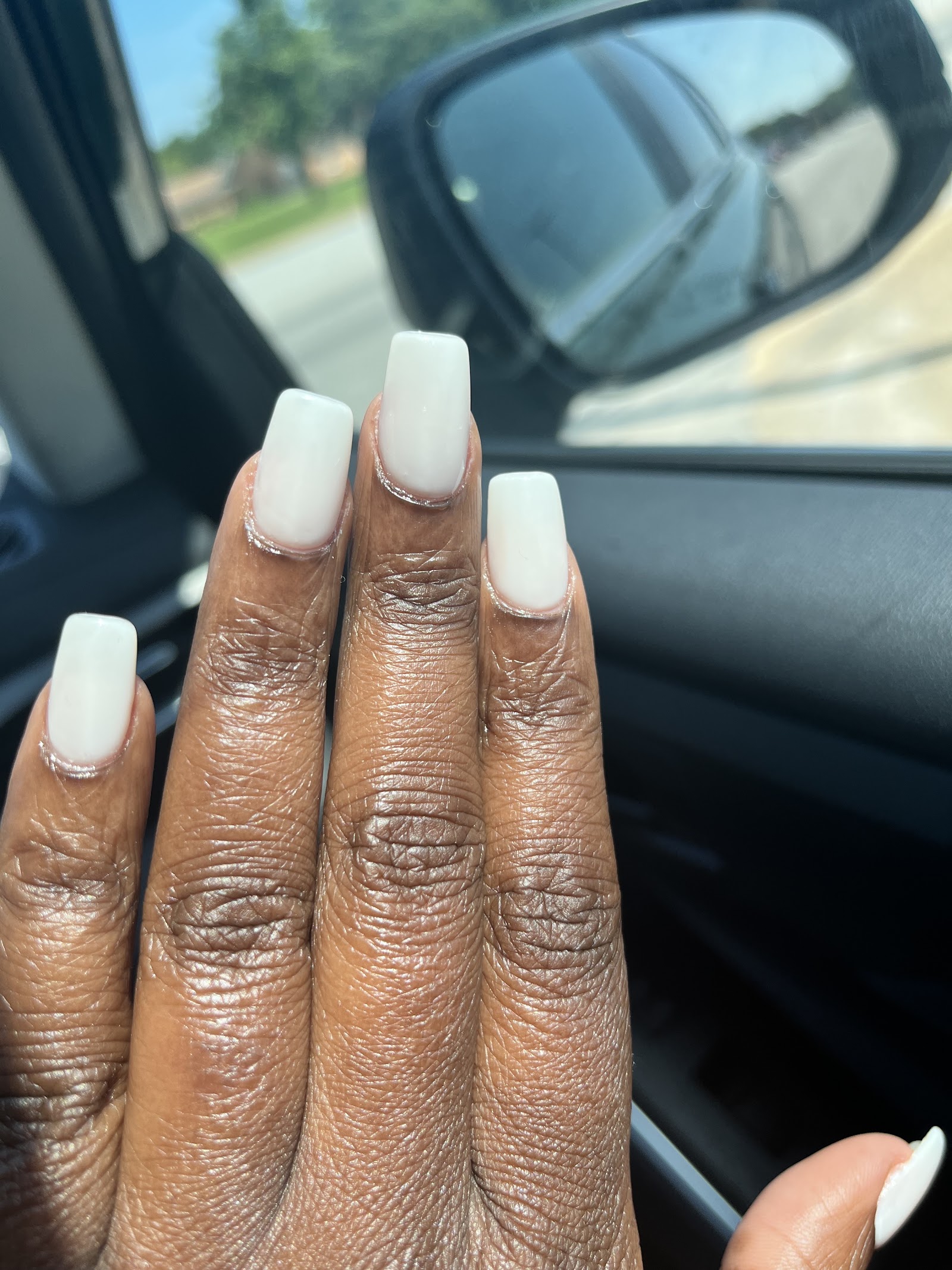 Royalty Nails & Spa nail photo 5